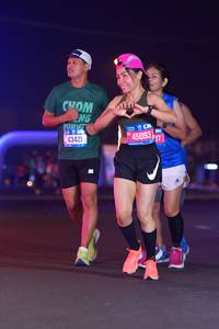 BIB: 43421, 45093
                            <button type="button" onclick="openModal(21484047)" class="btn btn-primary btn-sm float-right btn-popup" data-toggle="modal" data-target=".modal-high-quality">
                        <i class="fas fa-shopping-cart"></i> Add to Cart
                    </button>
                                            <button type="button" onclick="isThisMe(21484047, true)" class="btn btn-success btn-sm float-right btn-popup btn-isme hidden" data-toggle="tooltip" data-placement="bottom" title="นี่คือรูปของคุณใช่ไหม คลิกที่นี่เพื่อเอาเข้าอัลบั้ม">
                        <i class="fas fa-plus"></i> Add to album
                    </button>
                    <button type="button" onclick="isThisMe(21484047, false)" class="btn btn-warning btn-sm float-right btn-popup btn-isnotme hidden">
                        <i class="fas fa-ban"></i> Remove from album
                    </button>